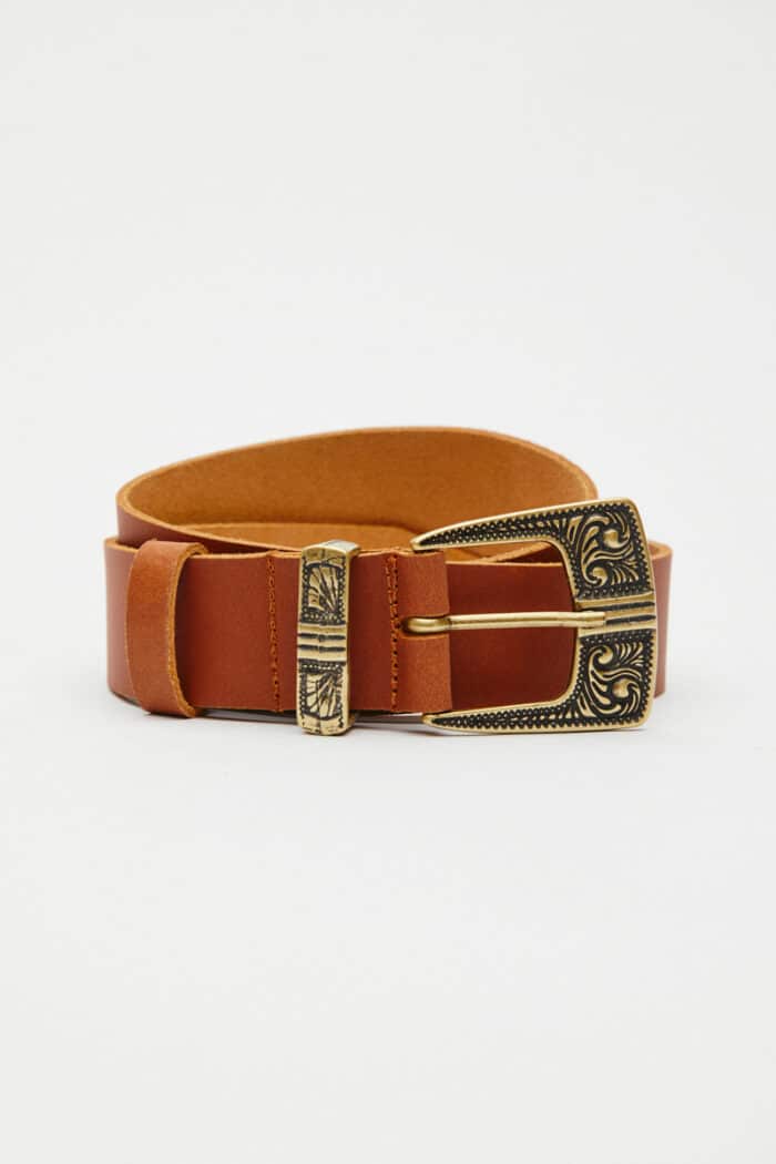 Leather-twist-belts-6-1-202317907-700x1050